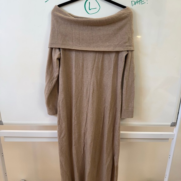 LOFT Dresses & Skirts - LOFT Long Sleeve Off-Shoulder Maxi Dress in Taupe
